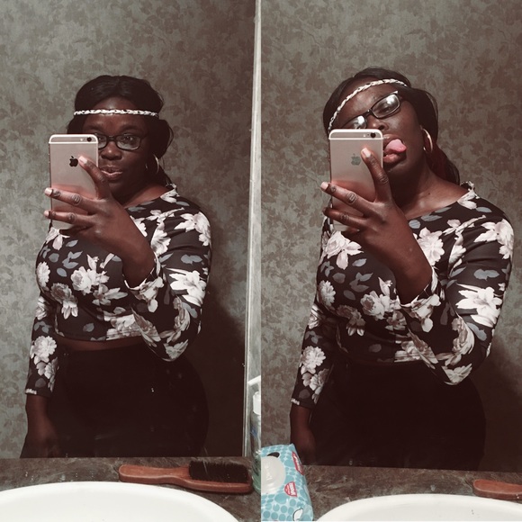 Meet Your Posher, Dalias! - Picture 2 of 2