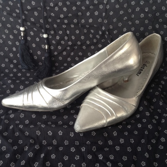 Metallic Silver Kitten Heels