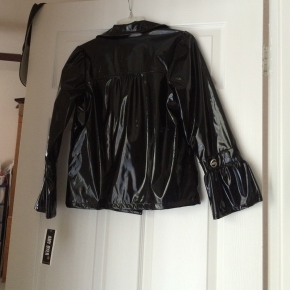 Jacket rain coat .. - Picture 2 of 2