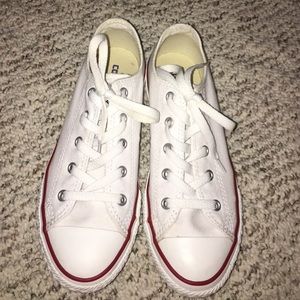 White Converse! (Brand new)