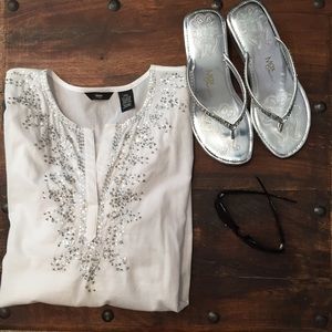 FREE SANDALS with sequined  tunic