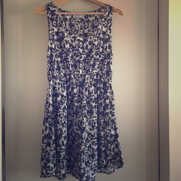 Flowered Sundress - Picture 1 of 3