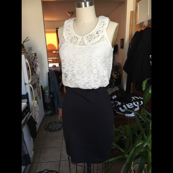 BNWOT Cream n Black Candies Bodycon Dress sz S