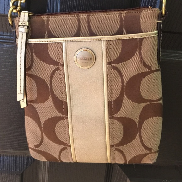 Coach Crossbody Purse--Authentic