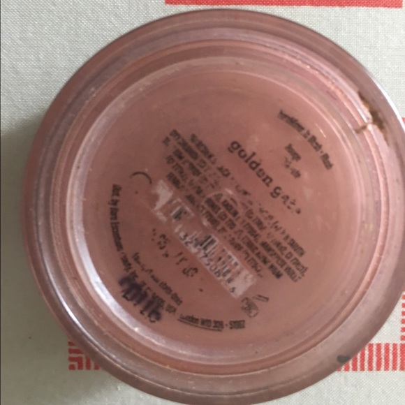 Bare Minerals blush in Golden Gate