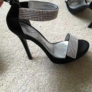 Elegant High Heels!