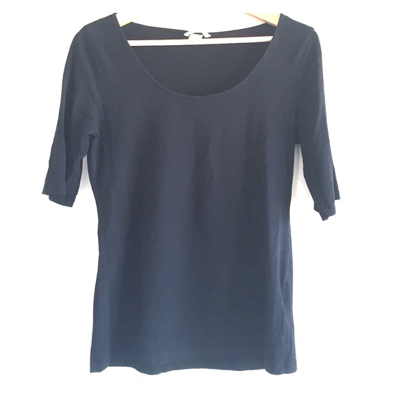 Basic Black Tee - Picture 1 of 3