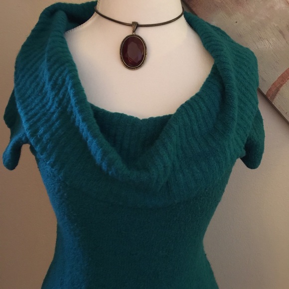 Sweater - Picture 2 of 3