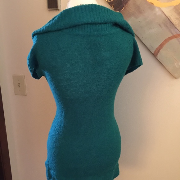 Sweater - Picture 3 of 3