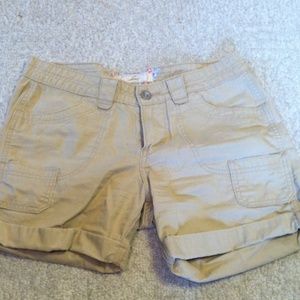 Khaki Levi's Shorts