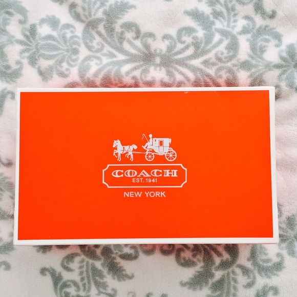 COACH Infinity Scarf LIKE NEW - Picture 4 of 4