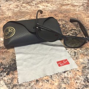 Ray ban classic wayfarer black polarized 2132