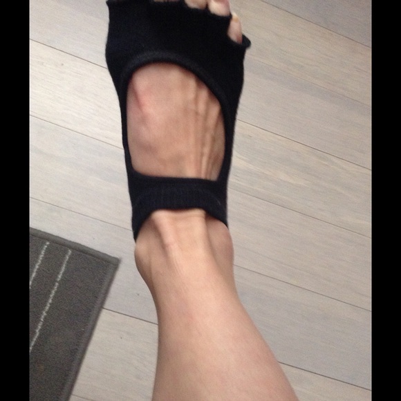 Toe sox with grips - Picture 2 of 3