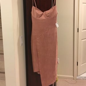 Olivaceous pink suede dress