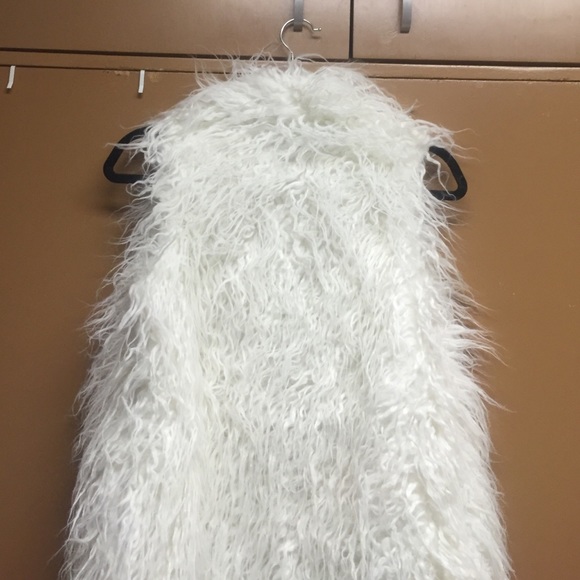 White Vest - Picture 2 of 3