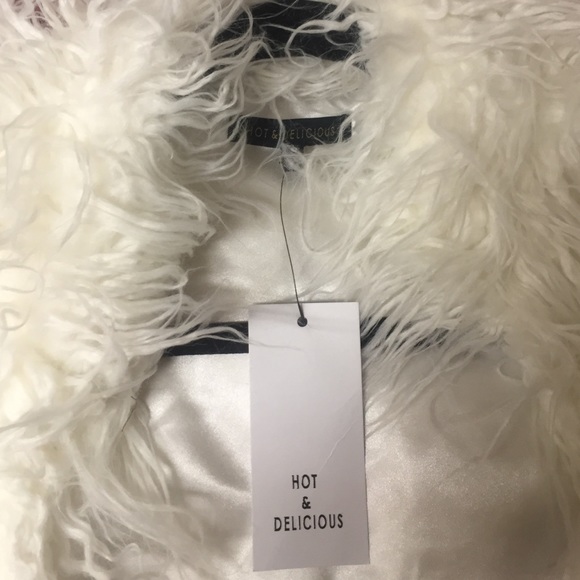 White Vest - Picture 3 of 3