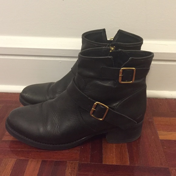 Steve Madden Black Leather Motto Bootie