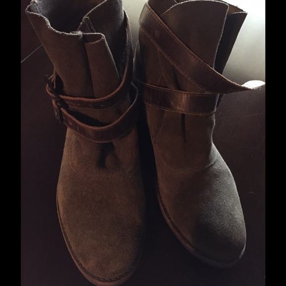 Matisse Suede Leather booties sz 11
