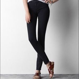 Black American Eagle "super stretch" jeans