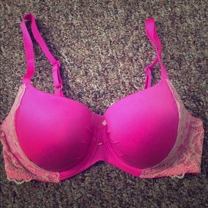 36C Victoria's Secret lace bra