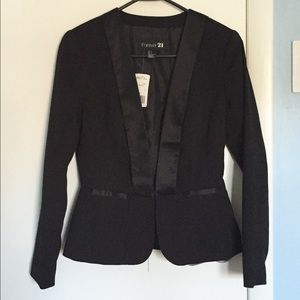 Forever 21 Blazer with satin collar