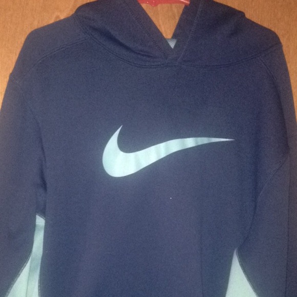 Nike therma fit hoodie.
