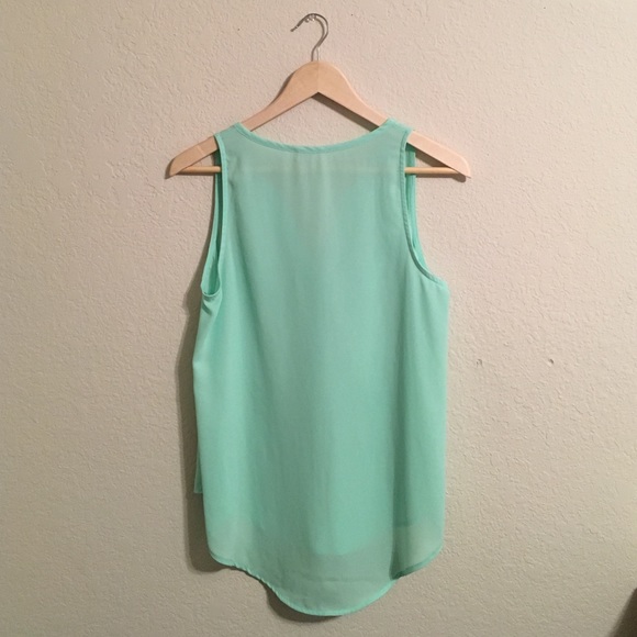 SOLD Lush sea foam green tank top - Picture 2 of 3