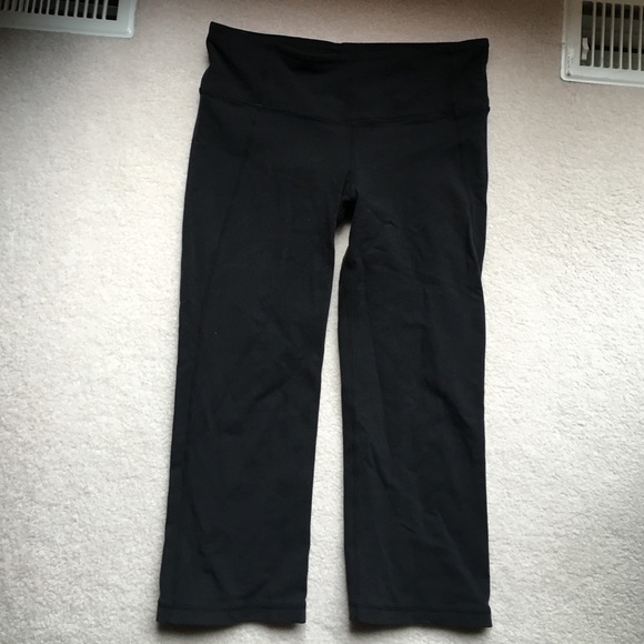 Lululemon crop pants