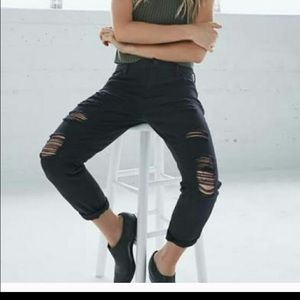 Bullhead ripped skinny jeans