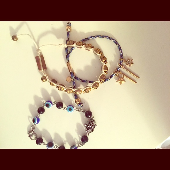 Set of 3 bracelets
