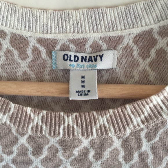 Lightweight 3/4 Sleeve Sweater - Picture 2 of 3