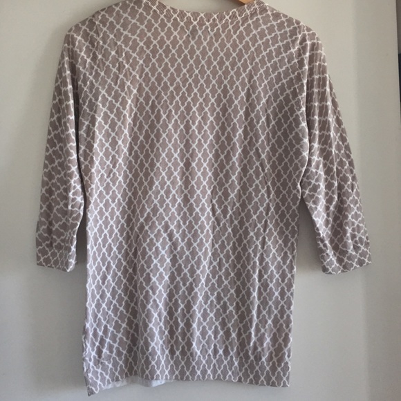Lightweight 3/4 Sleeve Sweater - Picture 3 of 3