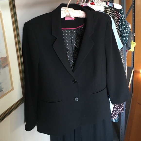 Black Issac Mizrahi Blazer - Picture 1 of 3