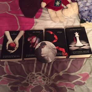 Twilight saga books and merchandise