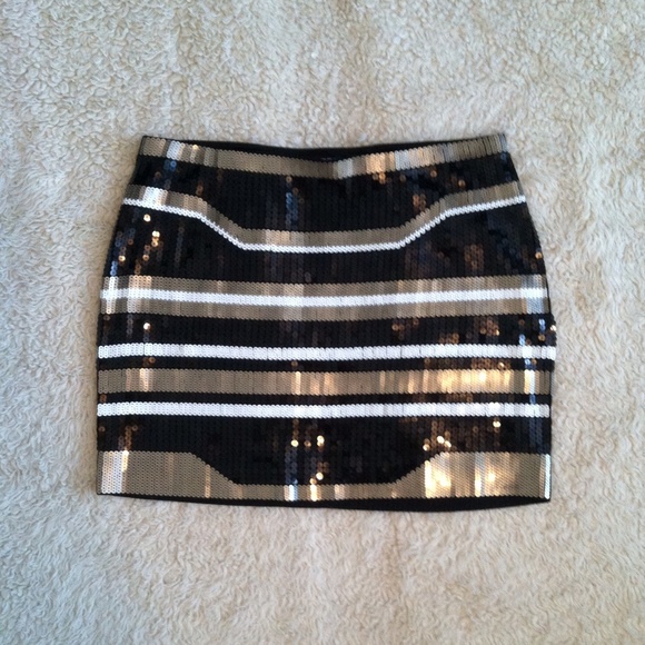 Express Dresses & Skirts - Express // Sequin Party Skirt