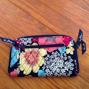 Vera Bradley wallet