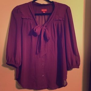 🎉 Elle maroon blouse