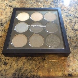 Mac eyeshadow x 9