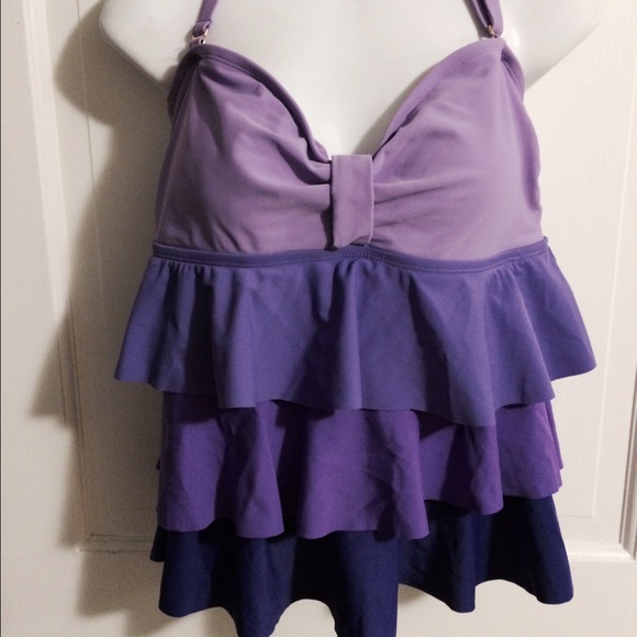 Bathing suit tankini top. Ombré colors