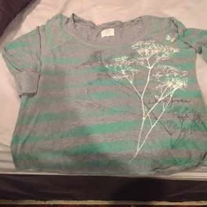 American Eagle shirt