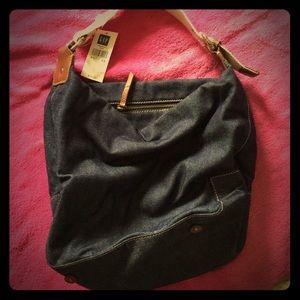 New GAP denim zippy purse - size small