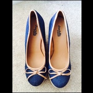 Charlotte Russe wedge 💕 size 7!