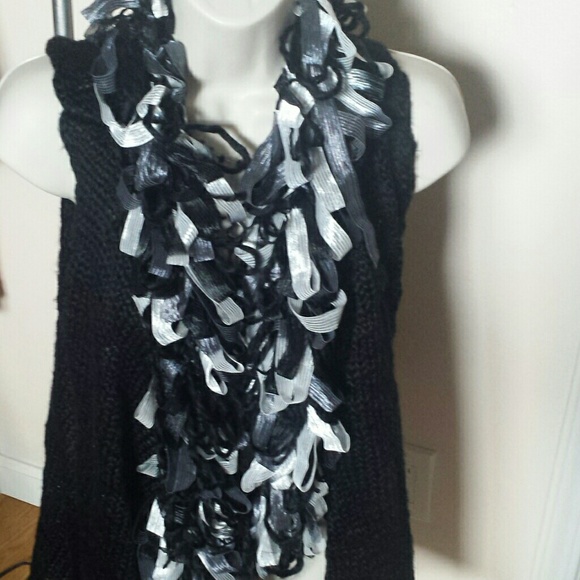 Ribbon front sweater vest large black