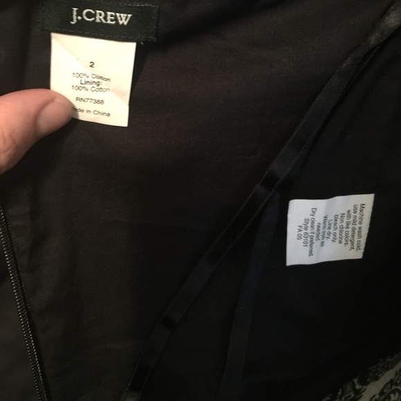 JCrew Strapless LBD Size. Fun crinkle material - Picture 4 of 4