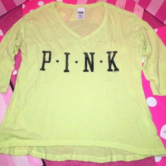 Green vs PINK shirt