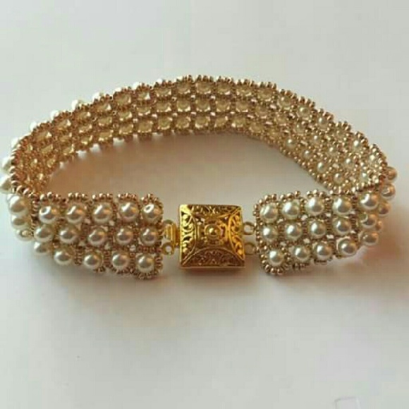 Jewelry - NWOT Handmade Woven Bracelet