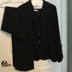 Banana Republic Suit