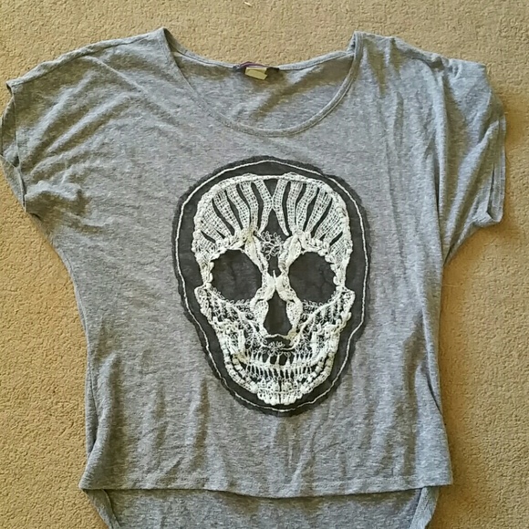 Skull shirt