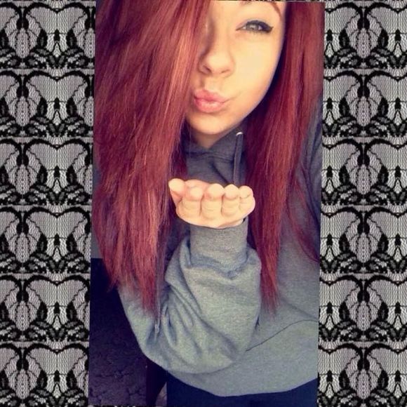 Meet your Posher, Tori - Picture 1 of 1