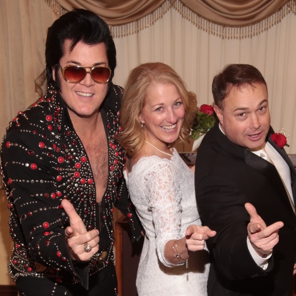 Meet your Posher, Laura - Picture 3 of 4